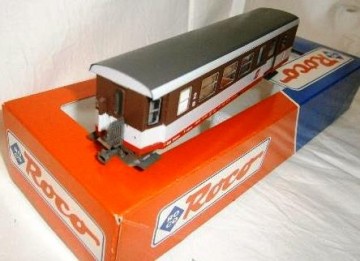 Roco 34008 - Personen/Gepäckwagen 2 Klasse - BD4 iph/s 4103 – Valousek - Mariazellerbahn - ÖBB - H0e - Zweite Version